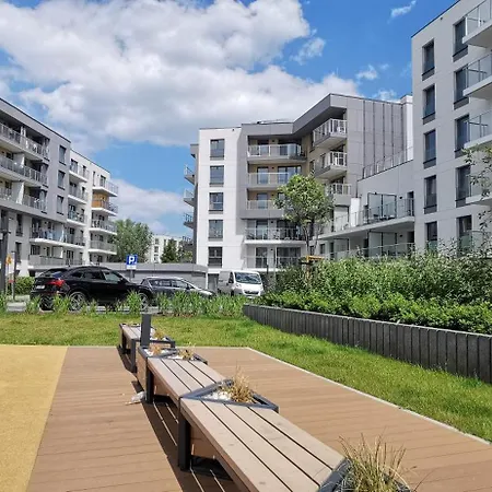 Flou 81, Parking & 700m Plaza * Danzica