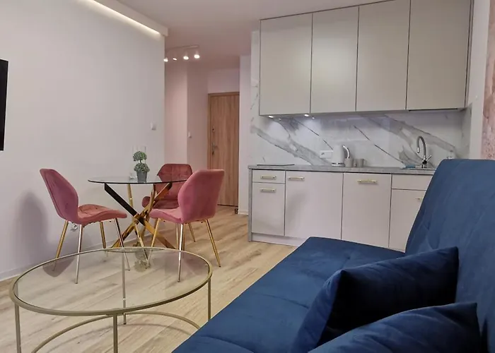 Апартаменты Flou 81, Parking & 700m Plaza Гданьск