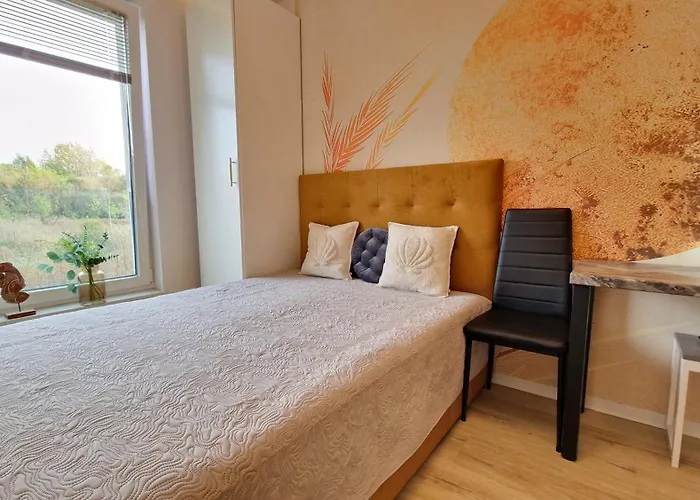 Apartment Flou 81, Parking & 700m Plaza *